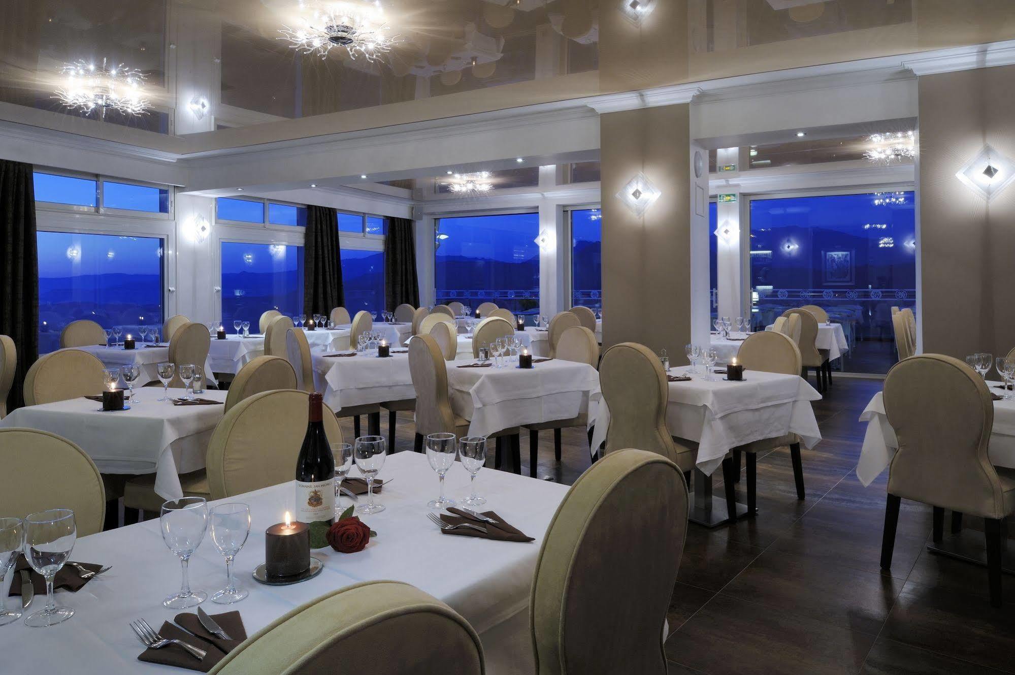 Hotel Des Roches Sartène Eksteriør billede